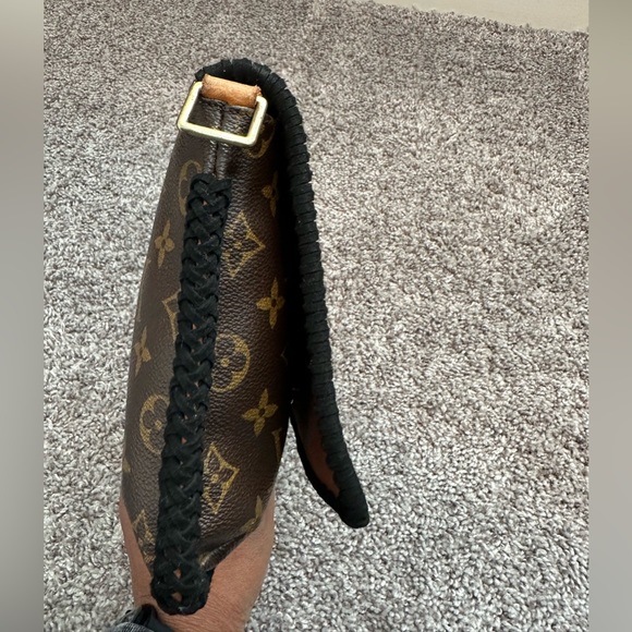Louis Vuitton Musette Tango w/stitched leather - Picture 4 of 14